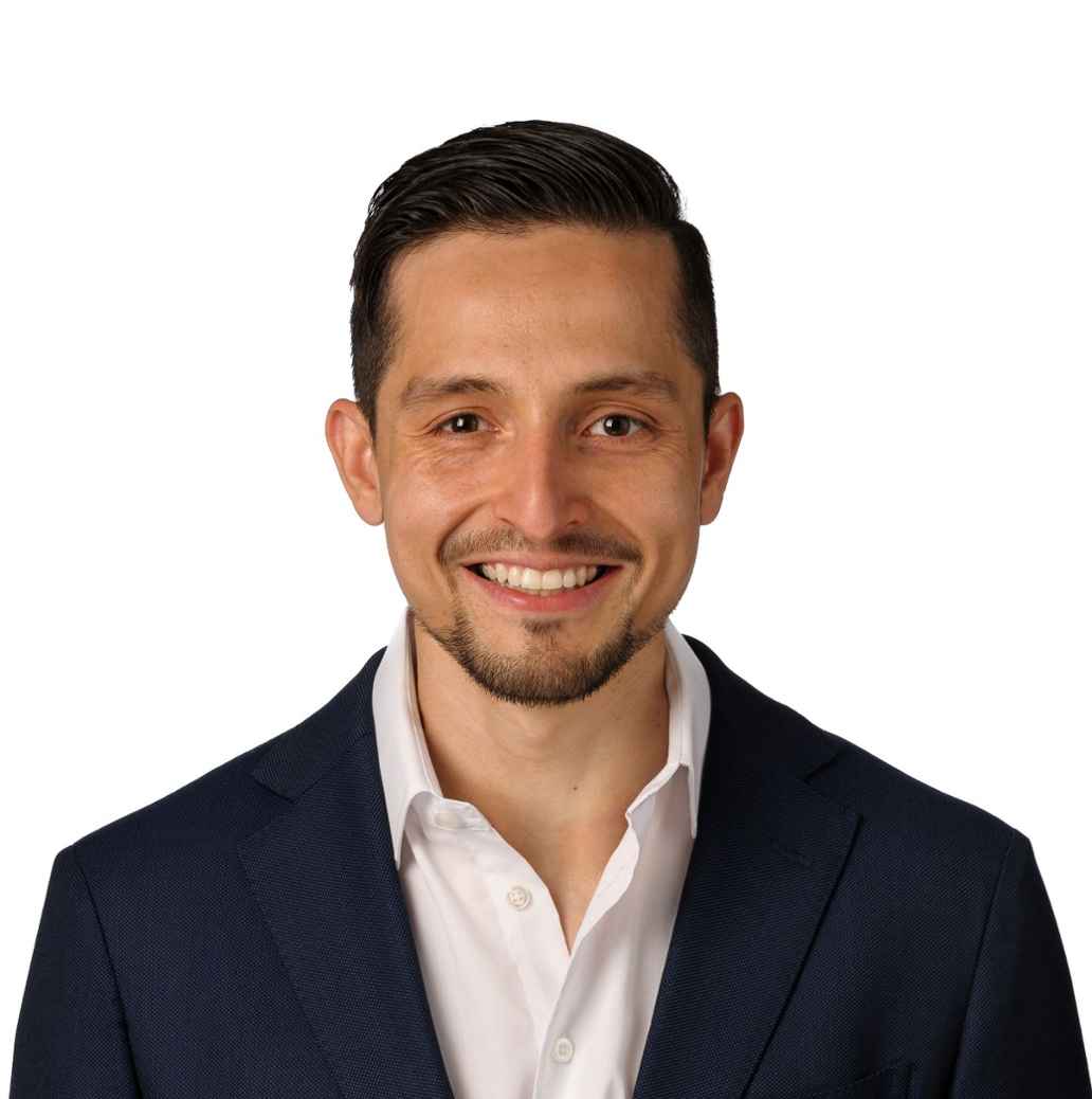 Head and shoulders image of Sebastian Rojas